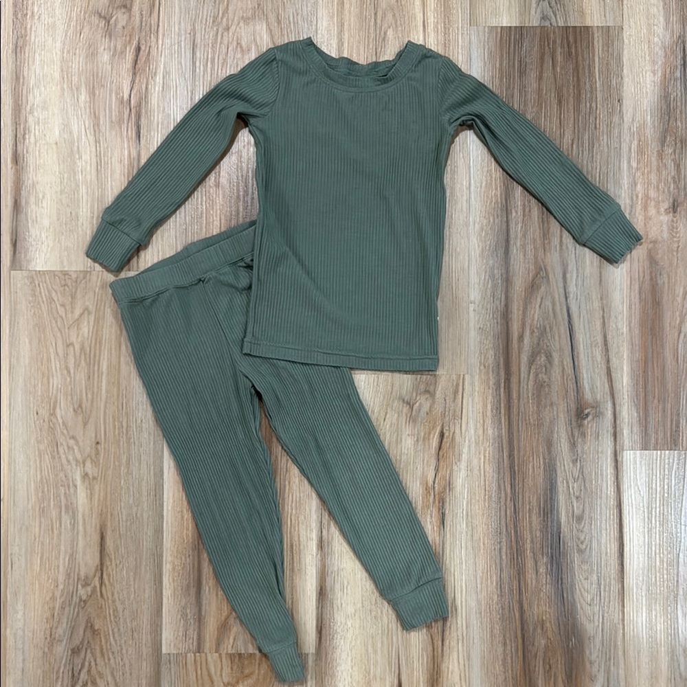 Like NEW - Little Sleepies Ribbed Two-Piece Pajama Set - In Moss